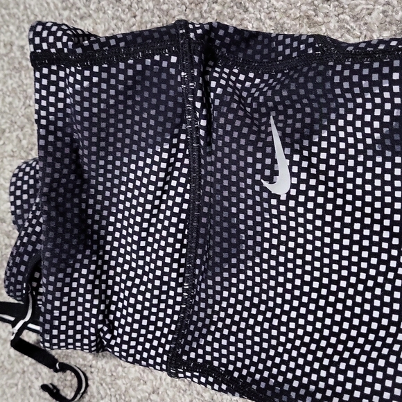 Nike Fitness leggings - Picture 2 of 7